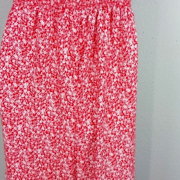 Blu Pepper Red Floral Wide Leg Sleeveless Jumpsuit sz L - Picture 9 of 10
